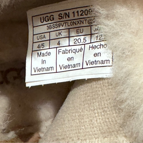 Ugg Jorie Spots Metallic Rainbow Shimmering Lined Sheepskin Boot Baby SZ 4/5 EUC - Picture 13 of 14